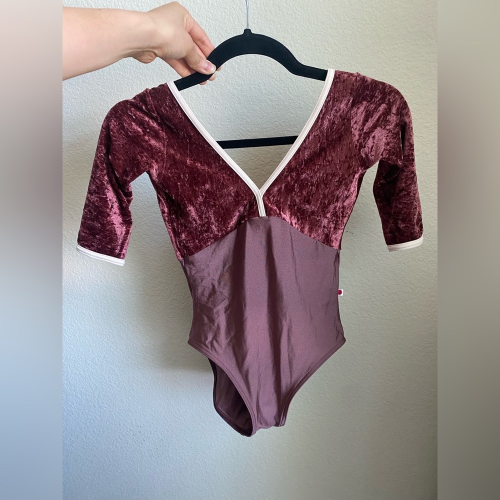 SOLD: Yumiko Alicia Half Sleeve CV- Garnet N-Phoenix | Adult Medium